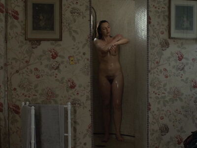 Corinne Masiero naked at Louise Wimmer (2011)